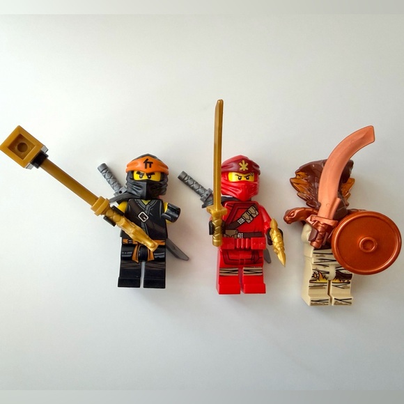 LEGO NINJAGO Cole's Dirt Bike Set (Retired Set) - Picture 4 of 10